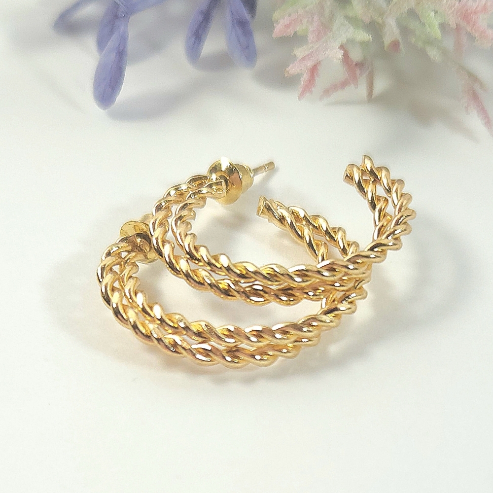 Gold Tone Rope Twist Double Hoop Earrings Trendy Hoop Earrings